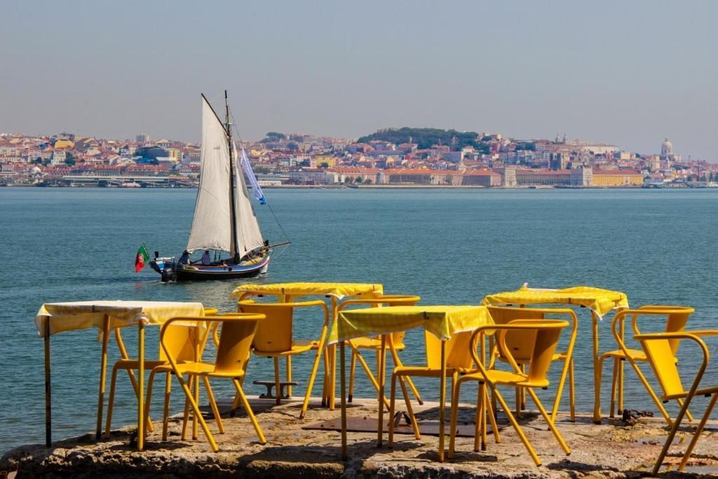 Vista Lisboa Guest Apartments Алмада Экстерьер фото